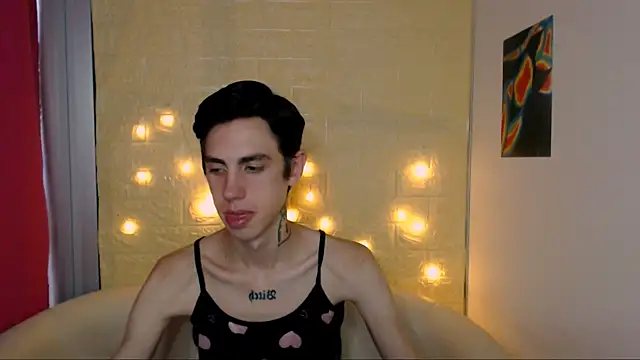 Snapshot of AlexNaughty14 chatting on September 24, 2025, 7:48 am AlexNaughty14 online show from September 24, 2025, 7:48 am