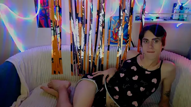 Snapshot of AlexNaughty14 chatting on November 1, 2025, 10:09 am AlexNaughty14 online show from November 1, 2025, 10:09 am