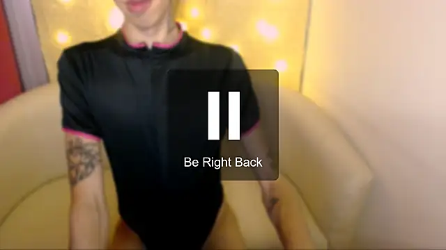 Snapshot of AlexNaughty14 chatting on September 21, 2025, 9:03 am AlexNaughty14 online show from September 21, 2025, 9:03 am