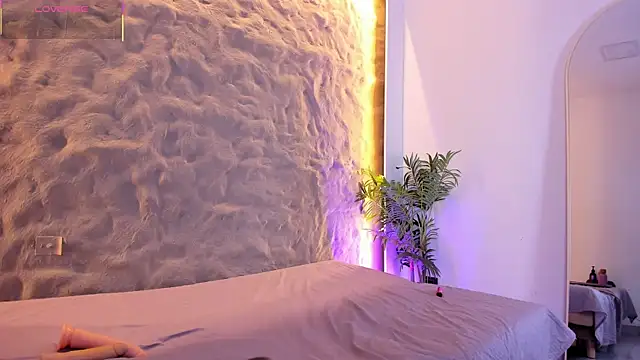 Naomy gyal online show from December 4, 2025, 7:13 pm