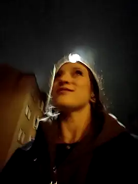 Snapshot of laradoom chatting on October 20, 2025, 3:41 am laradoom online show from October 20, 2025, 3:41 am