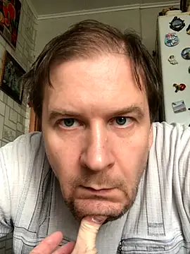 Night Alex online show from September 18, 2025, 1:36 pm