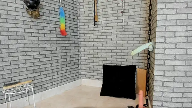 Snapshot of BDSM_MEDUZA chatting on November 28, 2025, 11:43 am BDSM MEDUZA online show from November 28, 2025, 11:43 am