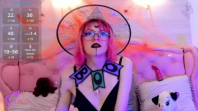 Rossiie Hunt  online show from October 11, 2025, 4:30 pm