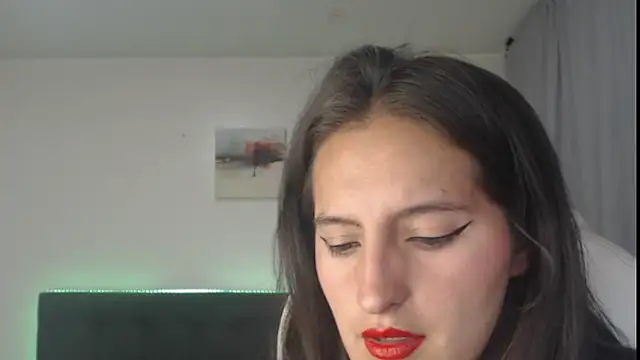 sharoll  hot online show from September 23, 2025, 2:24 pm