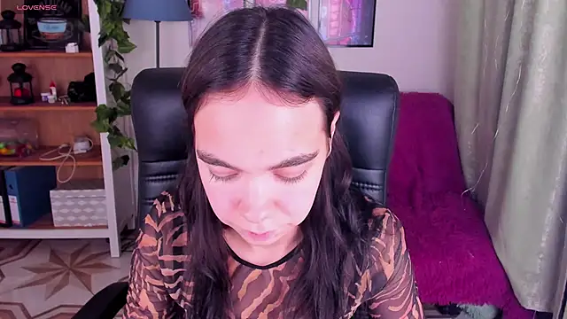 Snapshot of Elise_Noir chatting on September 30, 2025, 3:51 pm Elise Noir online show from September 30, 2025, 3:51 pm