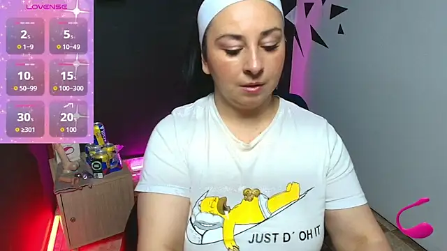 Snapshot of AgataThompson_ chatting on September 27, 2025, 7:09 pm AgataThompson online show from September 27, 2025, 7:09 pm