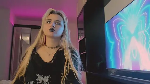 BarbaraSiren online show from September 24, 2025, 3:40 pm