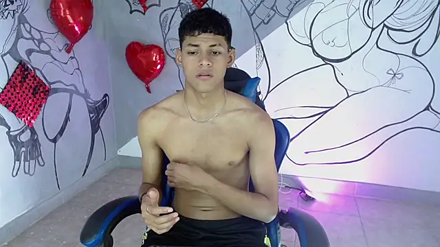 Snapshot of deivid_bigcock1 chatting on September 21, 2025, 12:27 am deivid bigcock1 online show from September 21, 2025, 12:27 am