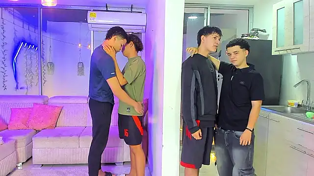 Snapshot of Houseofwarrios chatting on February 12, 2026, 5:29 am Houseofwarrios online show from February 12, 2026, 5:29 am