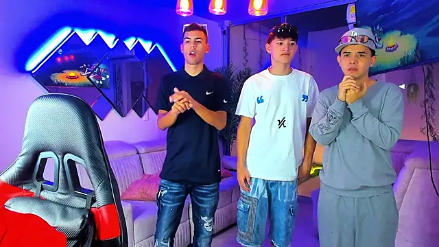 Houseofwarrios online show from April 17, 2026, 5:32 am