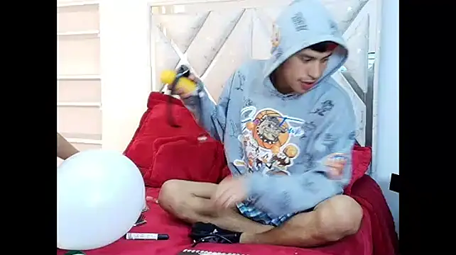 DemianSalvatore online show from December 2, 2025, 8:54 pm