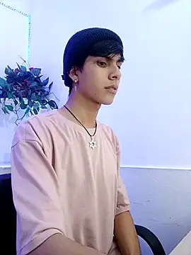 David 925  online show from December 19, 2025, 8:55 pm