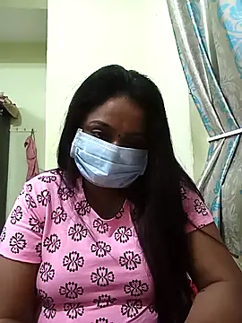 queendivya online show from November 24, 2025, 2:39 pm