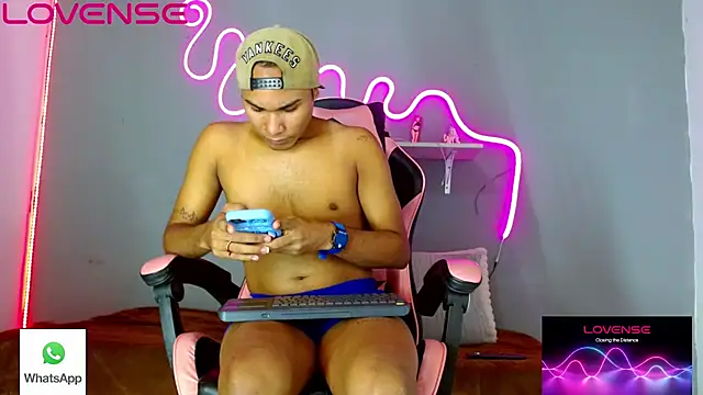 Imperial lust online show from September 29, 2025, 8:32 am