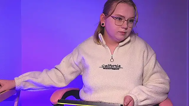 lame cat online show from October 2, 2025, 12:25 am