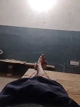 Snapshot of VickyMonster5 chatting on November 2, 2025, 6:46 pm VickyMonster5 online show from November 2, 2025, 6:46 pm