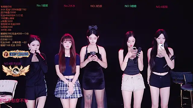 Snapshot of AAA-Stunner chatting on October 5, 2025, 4:47 am AAA-Stunner online show from October 5, 2025, 4:47 am