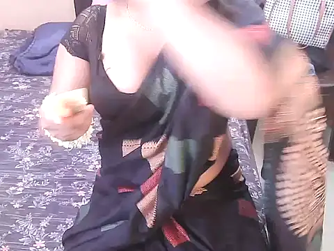 bold kiara online show from December 3, 2025, 4:24 am