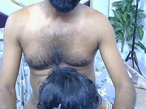 Snapshot of Lovelyy-couple chatting on September 27, 2025, 6:36 pm Lovelyy-couple online show from September 27, 2025, 6:36 pm