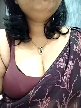 divya-jannu online show from November 8, 2025, 8:12 pm