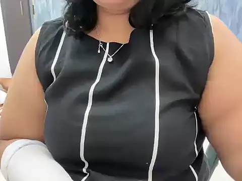 Snapshot of divya-jannu chatting on October 8, 2025, 1:56 pm divya-jannu online show from October 8, 2025, 1:56 pm