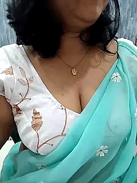 Snapshot of divya-jannu chatting on October 20, 2025, 7:03 pm divya-jannu online show from October 20, 2025, 7:03 pm