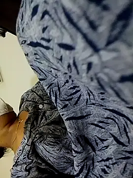 Snapshot of TAMIL_AMMUSRI chatting on September 23, 2025, 12:34 pm TAMIL AMMUSRI online show from September 23, 2025, 12:34 pm