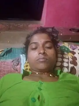 Hot reshmaji online show from November 14, 2025, 10:13 pm