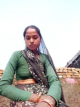 Snapshot of Hot_reshmaji chatting on February 18, 2026, 9:06 am Hot reshmaji online show from February 18, 2026, 9:06 am