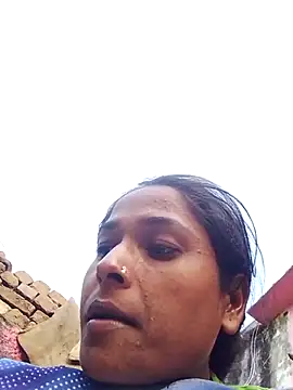 Hot reshmaji online show from December 14, 2025, 10:43 am