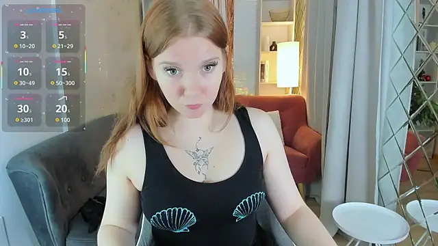 Snapshot of Layla_Glam chatting on January 7, 2026, 1:27 pm Layla Glam online show from January 7, 2026, 1:27 pm