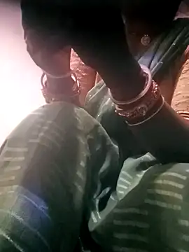 Soya8080 online show from November 1, 2025, 9:19 pm