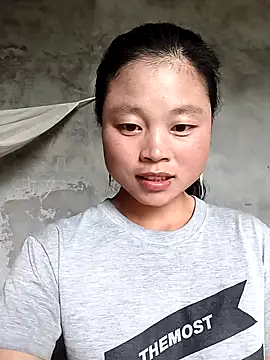 Snapshot of clara-cute chatting on September 25, 2025, 5:02 am clara-cute online show from September 25, 2025, 5:02 am