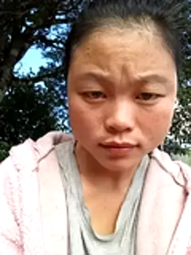 Snapshot of clara-cute chatting on October 17, 2025, 12:36 am clara-cute online show from October 17, 2025, 12:36 am