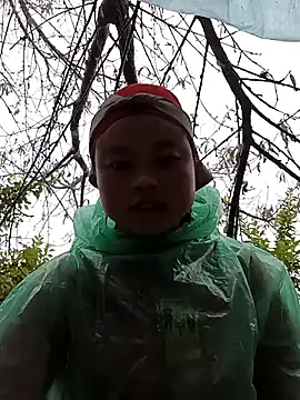 Snapshot of clara-cute chatting on November 3, 2025, 12:27 am clara-cute online show from November 3, 2025, 12:27 am