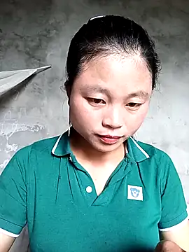 Snapshot of clara-cute chatting on October 2, 2025, 4:49 am clara-cute online show from October 2, 2025, 4:49 am