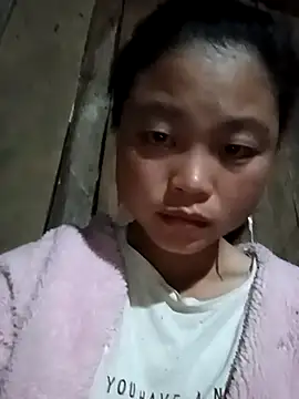 Snapshot of clara-cute chatting on October 12, 2025, 9:49 pm clara-cute online show from October 12, 2025, 9:49 pm