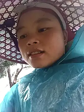 Snapshot of clara-cute chatting on November 2, 2025, 12:37 am clara-cute online show from November 2, 2025, 12:37 am