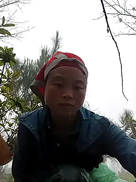 Snapshot of clara-cute chatting on November 1, 2025, 12:39 am clara-cute online show from November 1, 2025, 12:39 am