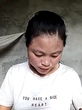 Snapshot of clara-cute chatting on October 3, 2025, 4:47 am clara-cute online show from October 3, 2025, 4:47 am