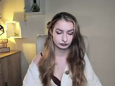 NinaBlond1 online show from November 20, 2025, 6:36 am