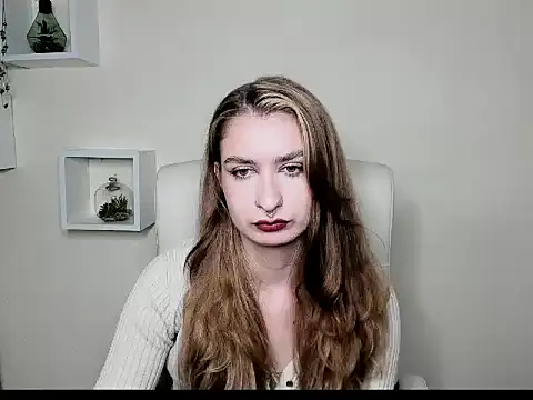 NinaBlond1 online show from November 4, 2025, 9:24 am