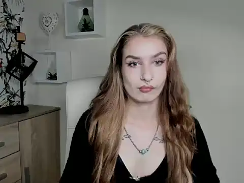 NinaBlond1 online show from October 8, 2025, 5:42 am