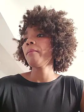 Snapshot of NyahMoon chatting on October 28, 2025, 9:19 am NyahMoon online show from October 28, 2025, 9:19 am