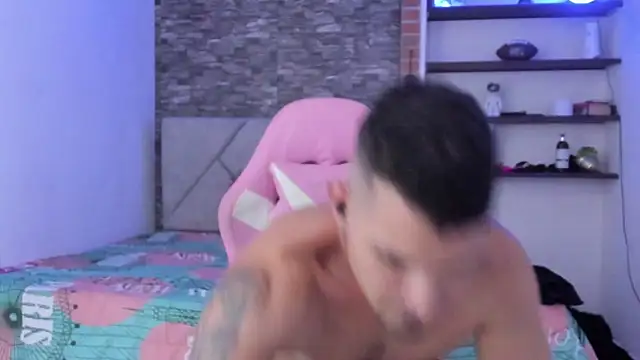 Snapshot of BooyHott_ chatting on January 31, 2026, 7:34 pm BooyHott online show from January 31, 2026, 7:34 pm