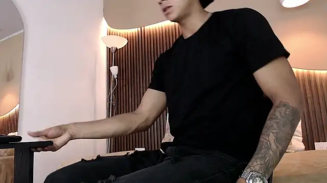 Aiden steel online show from October 2, 2025, 1:25 pm