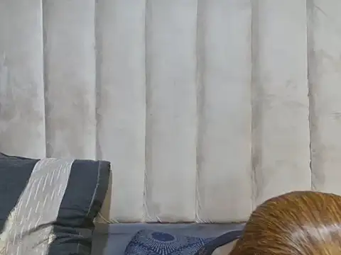 Snapshot of SexyBear012 chatting on October 23, 2025, 12:42 am SexyBear012 online show from October 23, 2025, 12:42 am