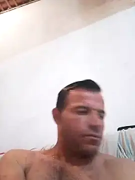 Snapshot of Claudiokkkkk chatting on May 5, 2026, 10:02 pm Claudiokkkkk online show from May 5, 2026, 10:02 pm
