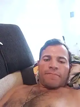 Snapshot of Claudiokkkkk chatting on April 25, 2026, 6:38 pm Claudiokkkkk online show from April 25, 2026, 6:38 pm